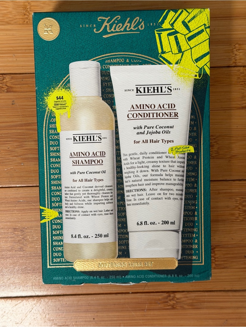 Kiehl's Amino Acid Shampoo & Conditioner Set — Green, White, Yellow